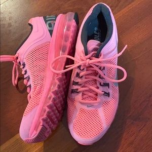 Nike Air Max - Women’s 8.5